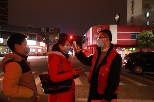 宁波博物馆志愿者下沉社区助力疫情防控